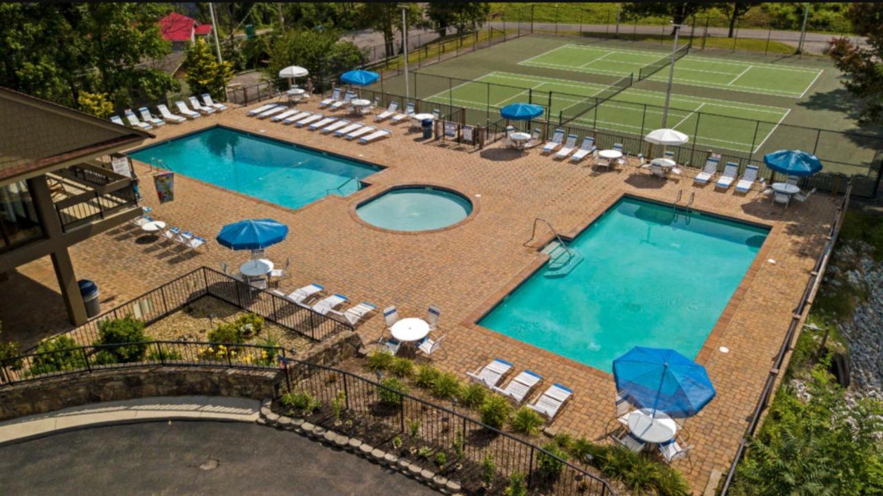 3-MasterSuites-GorgeousViews-GameRm-HotTub-Gburg7min-Ober5min-Bears! Gatlinburg Exterior foto